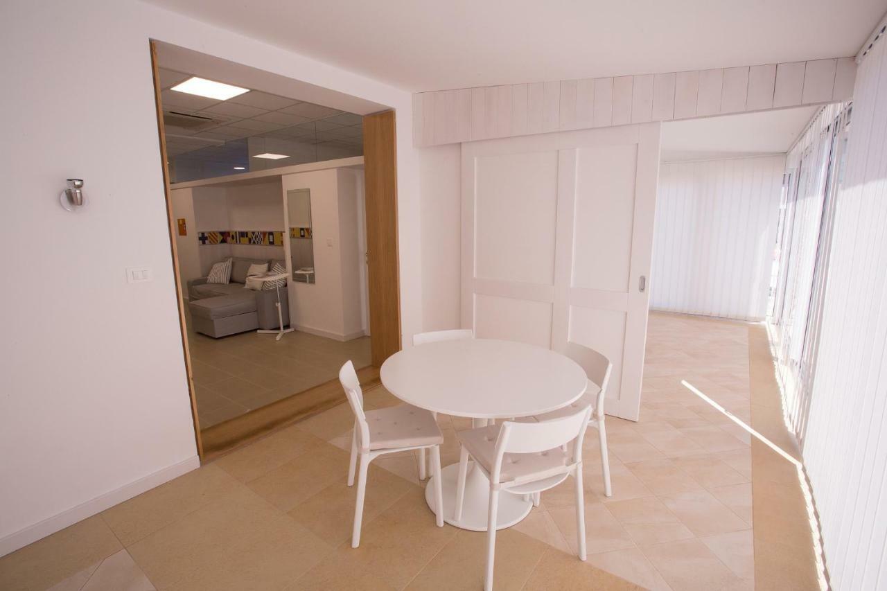 Downtown Beach Apartments Umag Exterior photo